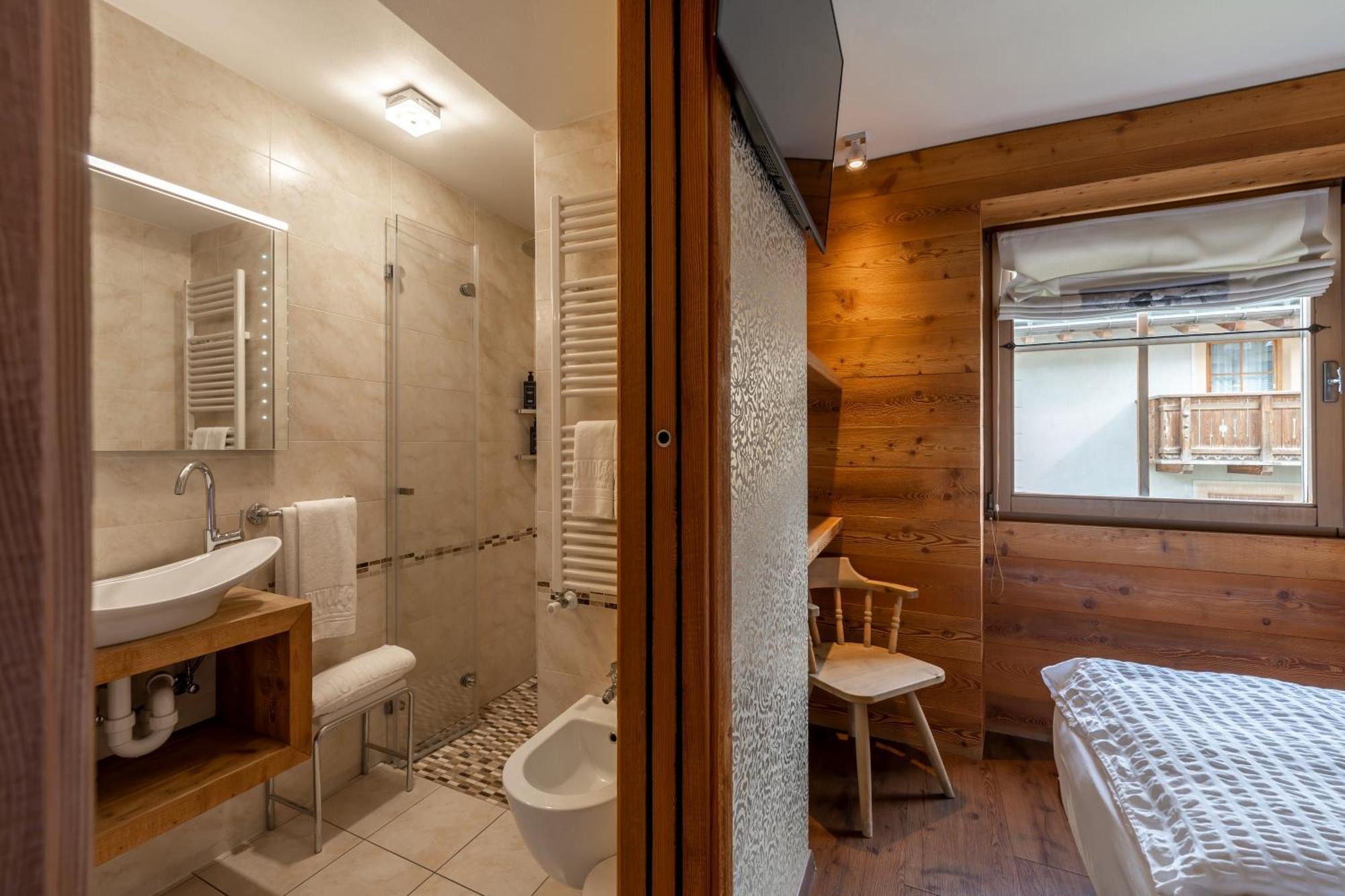 Bivio Plaza Hotel