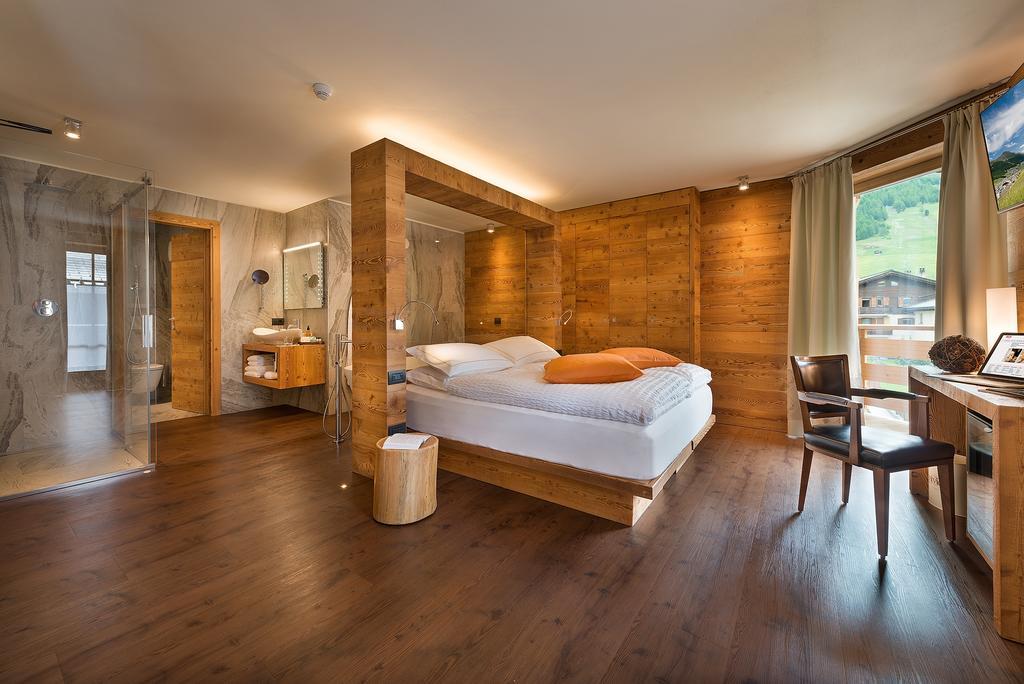 Hotel Bivio Plaza 4*