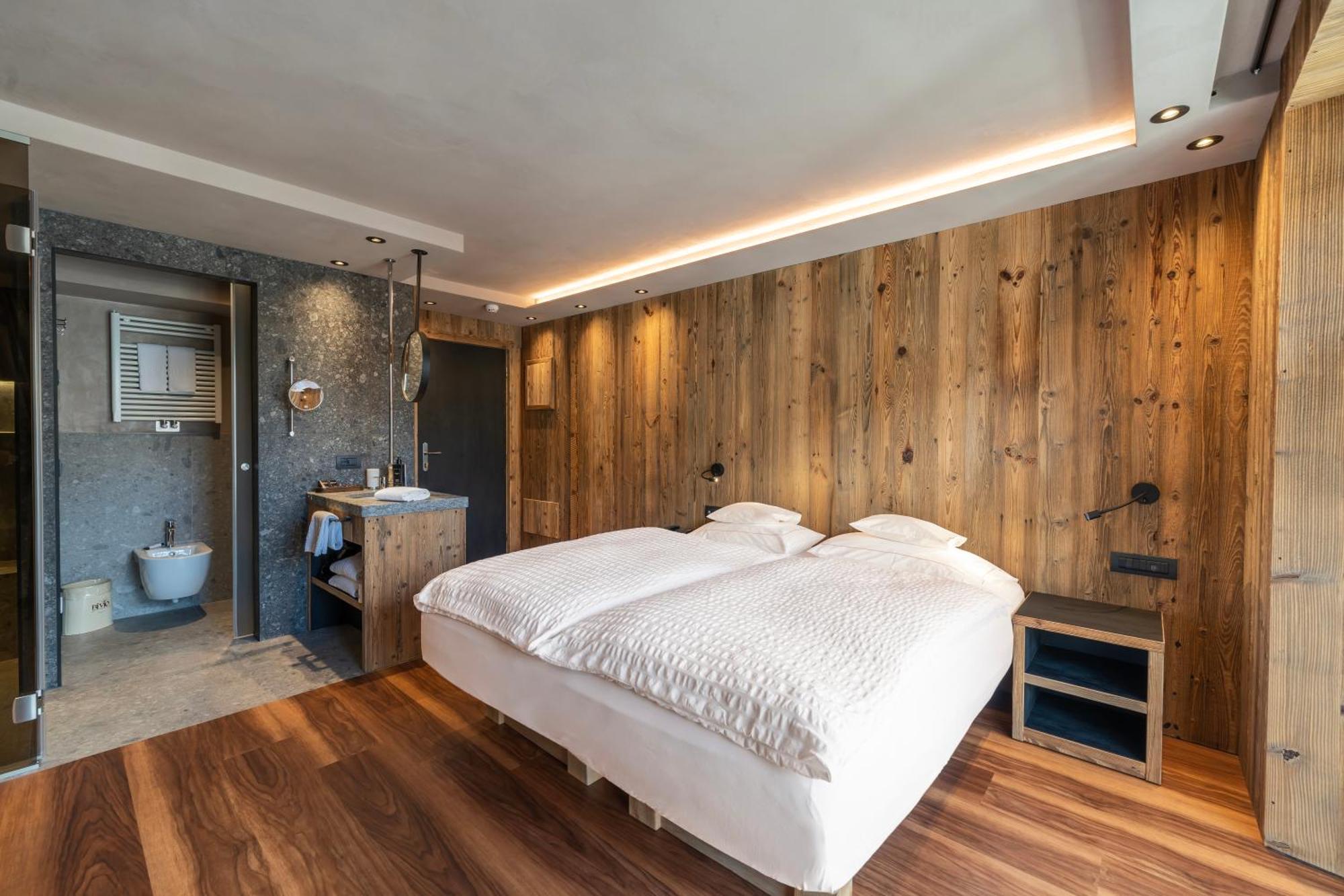 Hotel Bivio Plaza 4*